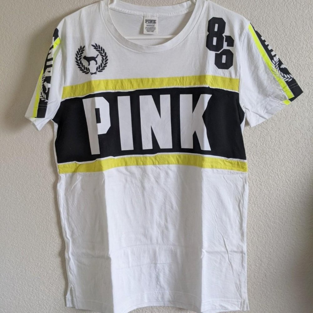 PINK Victoria's Secret T shirt